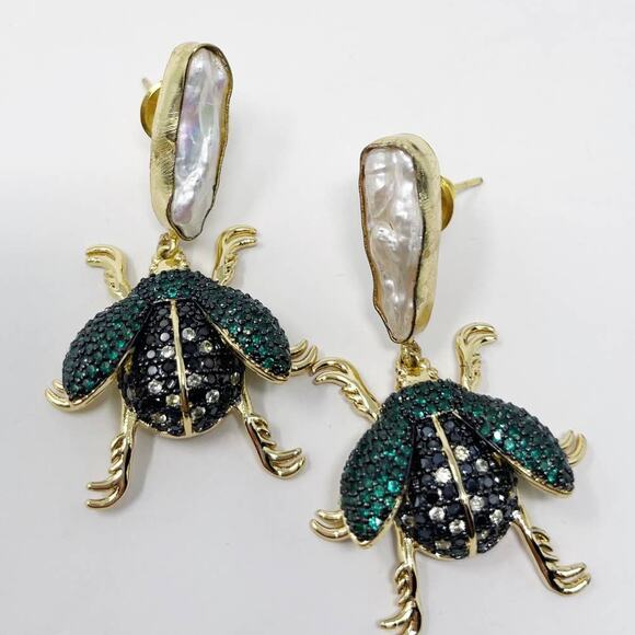 Gold and Green Rhinestone Scarab Beetle Bug Earrings Agate Black Statement - Picture 2 of 4